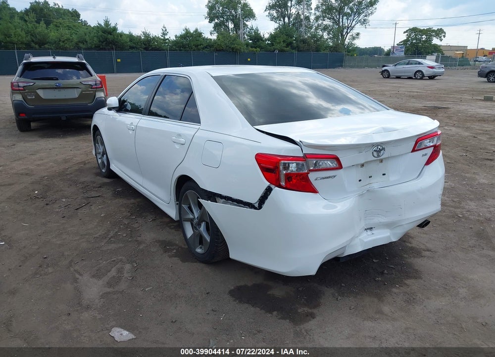2014 TOYOTA CAMRY SE SPORT VIN: 4T1BF1FK5EU440524