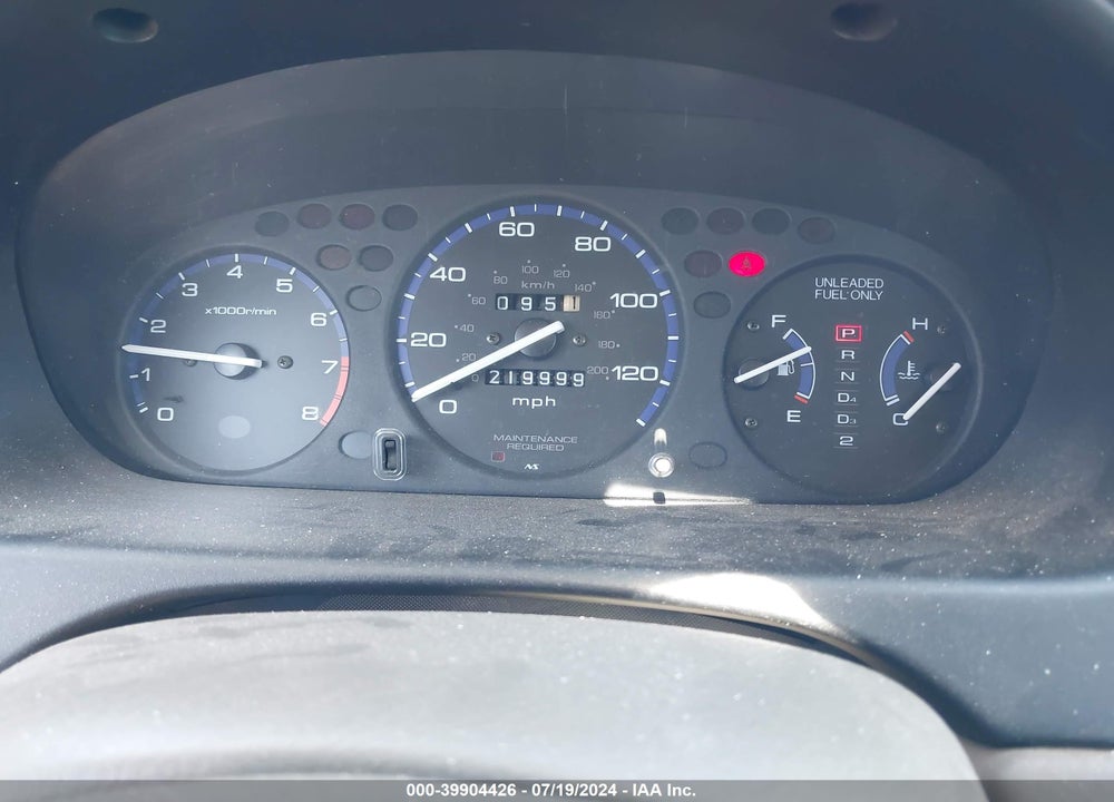 1998 HONDA CIVIC LX VIN: 2HGEJ6677WH584705