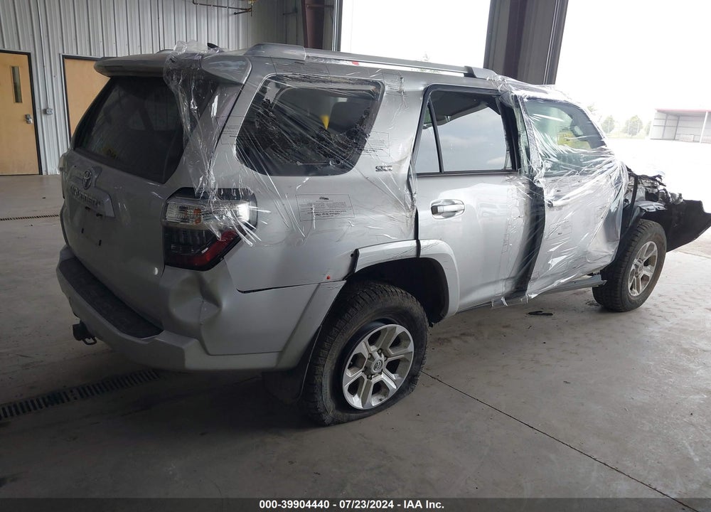 2015 TOYOTA 4RUNNER SR5 VIN: JTEBU5JRXF5206067