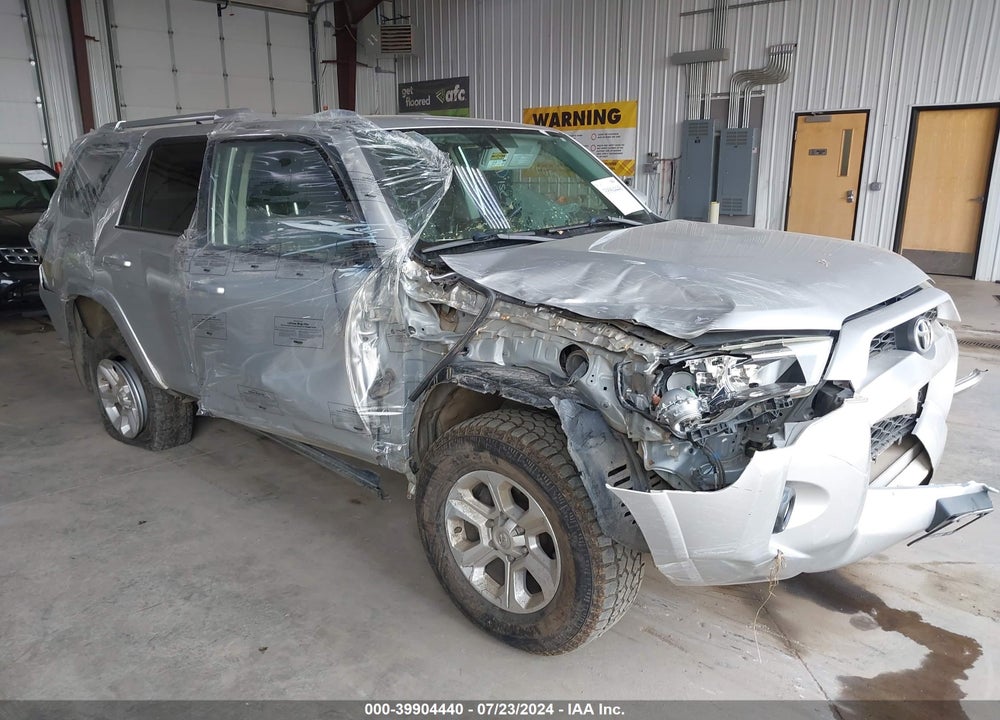 2015 TOYOTA 4RUNNER SR5 VIN: JTEBU5JRXF5206067