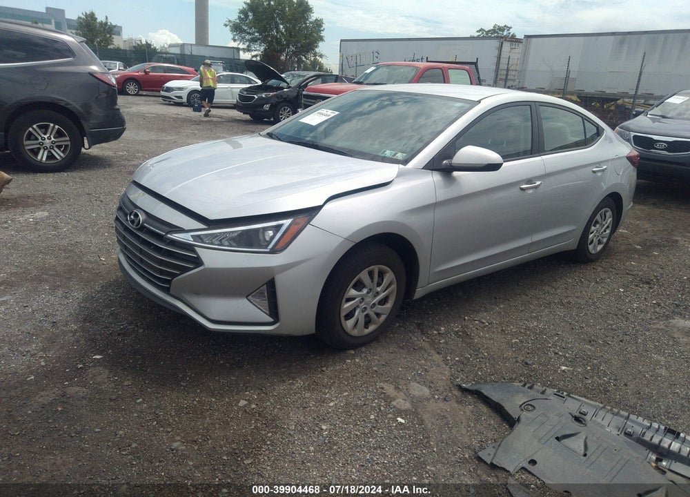 2019 HYUNDAI ELANTRA SE VIN: 5NPD74LF1KH463372