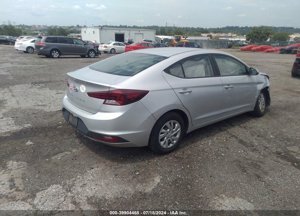 2019 HYUNDAI ELANTRA SE VIN: 5NPD74LF1KH463372