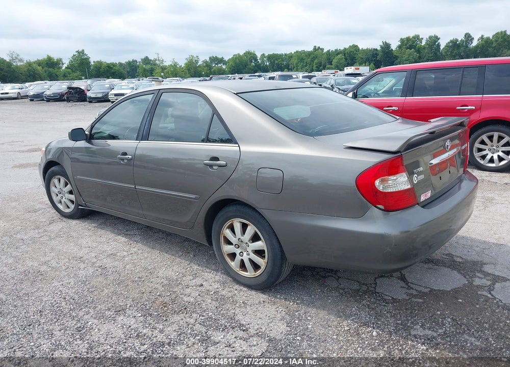 2002 TOYOTA CAMRY XLE VIN: 4T1BE30K12U595350