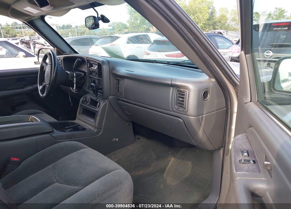 2004 CHEVROLET SILVERADO 1500 Z71 VIN: 1GCEK19T04E211260