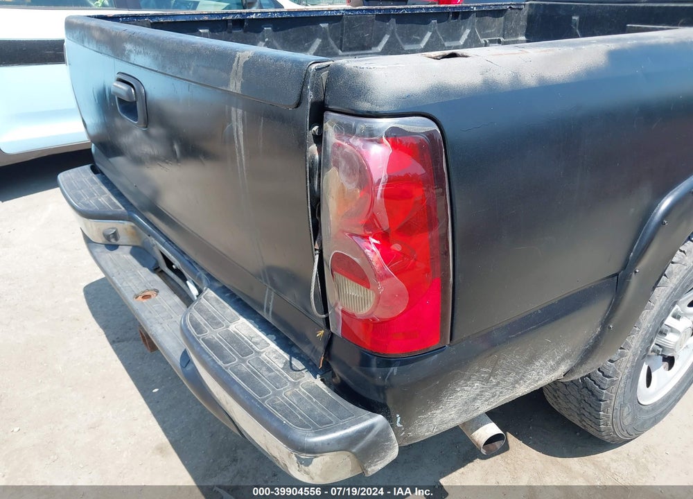 1999 CHEVROLET SILVERADO 1500 VIN: 1GCEC14W5XE212066