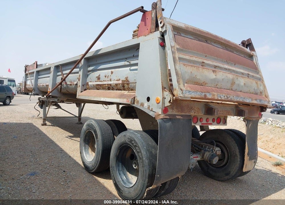 1995 CLEMENT IND DUMP VIN: 1C9BB35BXSM110557