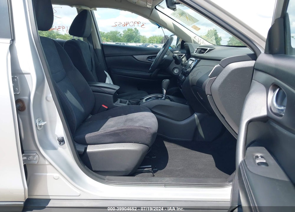 2016 NISSAN ROGUE S VIN: JN8AT2MV2GW146473