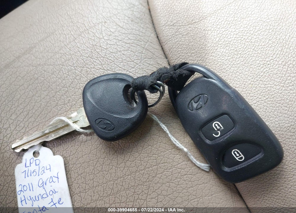 2011 HYUNDAI SANTA FE LIMITED V6 VIN: 5XYZK4AG5BG090425
