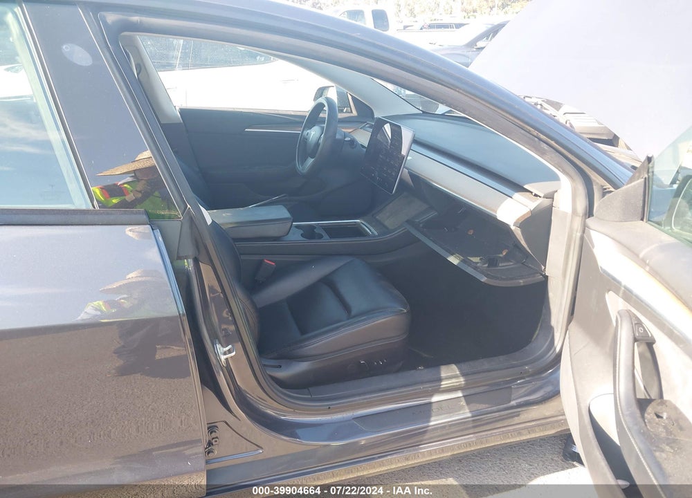 2021 TESLA MODEL 3 STANDARD RANGE PLUS REAR-WHEEL DRIVE VIN: 5YJ3E1EA5MF066010