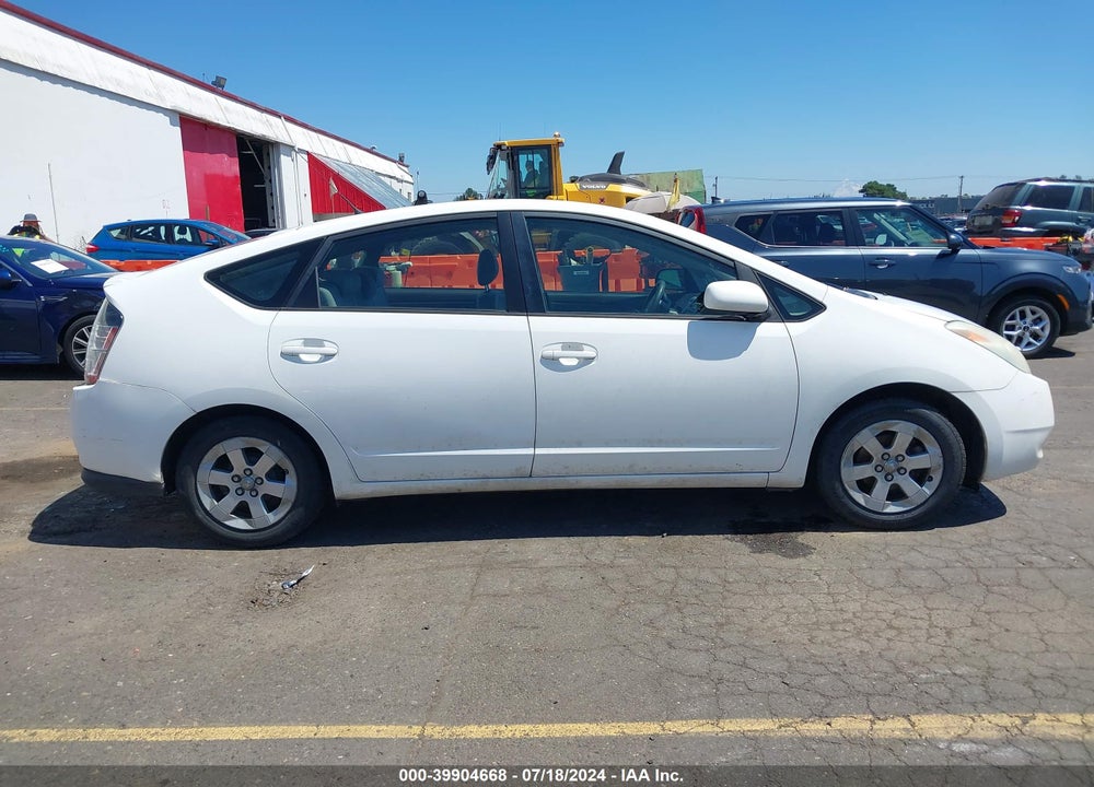 2005 TOYOTA PRIUS VIN: JTDKB22U153054007
