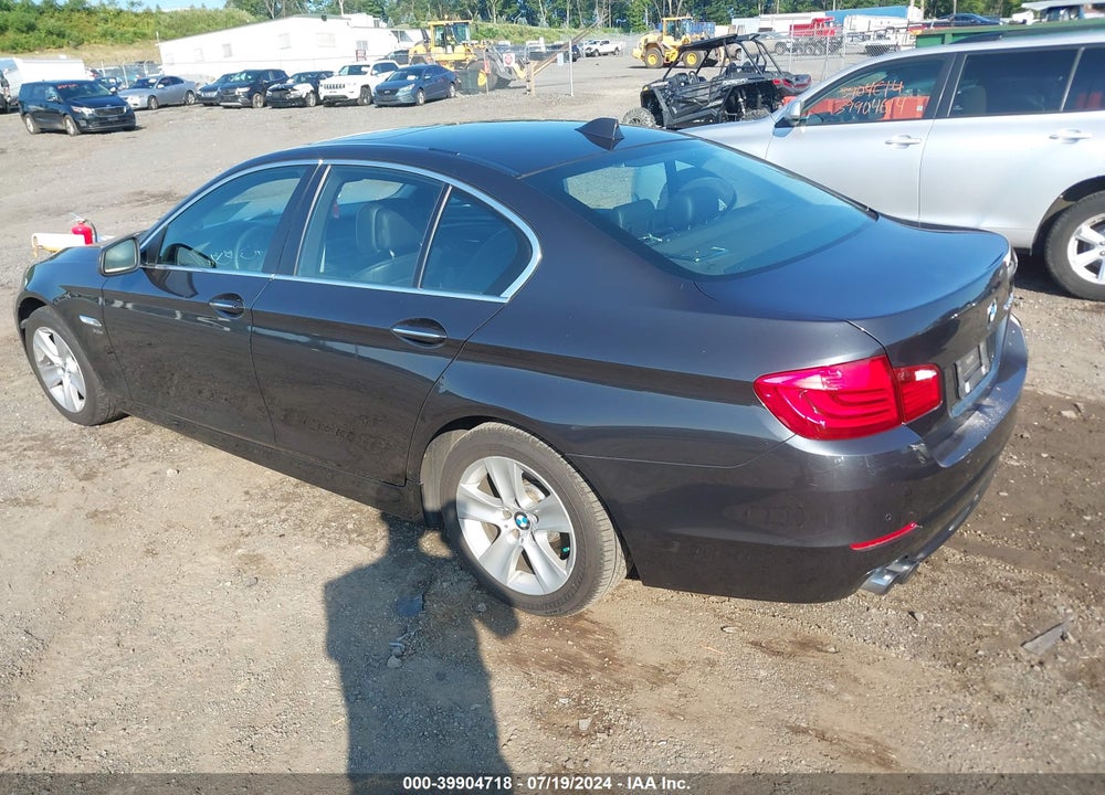 2012 BMW 528I XDRIVE VIN: WBAXH5C53CDW11257