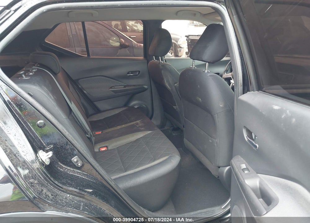 2018 NISSAN KICKS SV VIN: 3N1CP5CU6JL545714