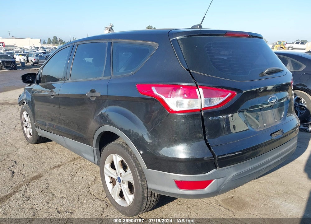 2015 FORD ESCAPE S VIN: 1FMCU0F79FUC36598