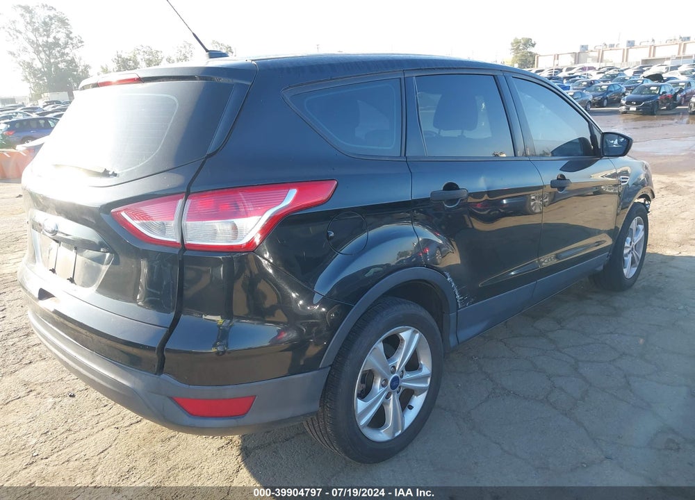 2015 FORD ESCAPE S VIN: 1FMCU0F79FUC36598