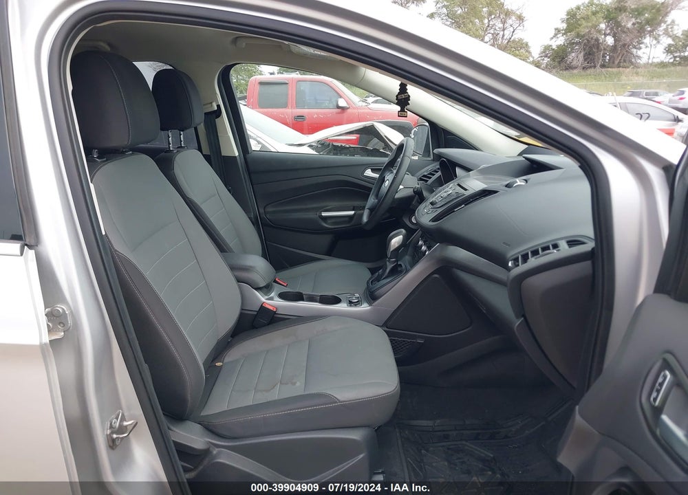2016 FORD ESCAPE SE VIN: 1FMCU9GX3GUB83028