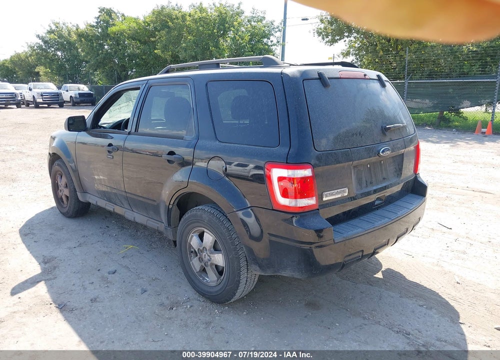2010 FORD ESCAPE XLT VIN: 1FMCU0D72AKC21528