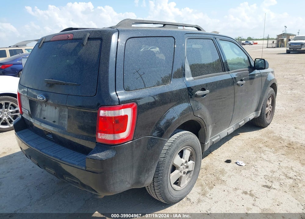 2010 FORD ESCAPE XLT VIN: 1FMCU0D72AKC21528