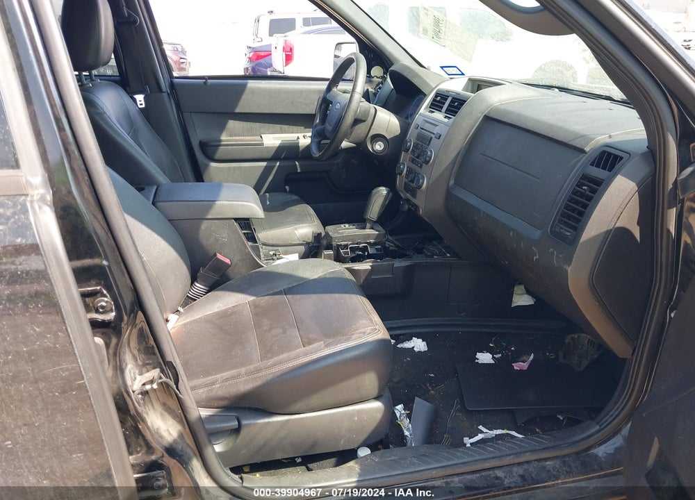 2010 FORD ESCAPE XLT VIN: 1FMCU0D72AKC21528