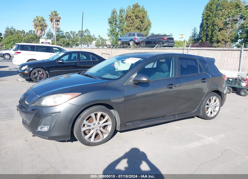 2011 MAZDA 3 S SPORT VIN: JM1BL1K65B1493274
