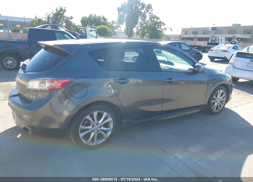 2011 MAZDA 3 S SPORT VIN: JM1BL1K65B1493274