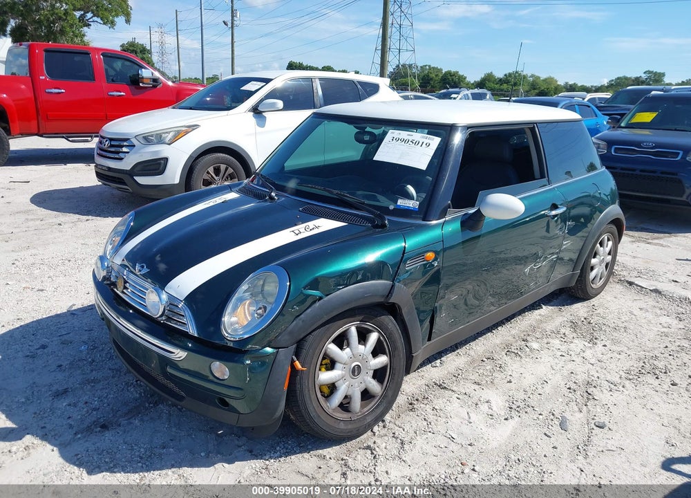 2004 MINI COOPER VIN: WMWRC334X4TJ62475