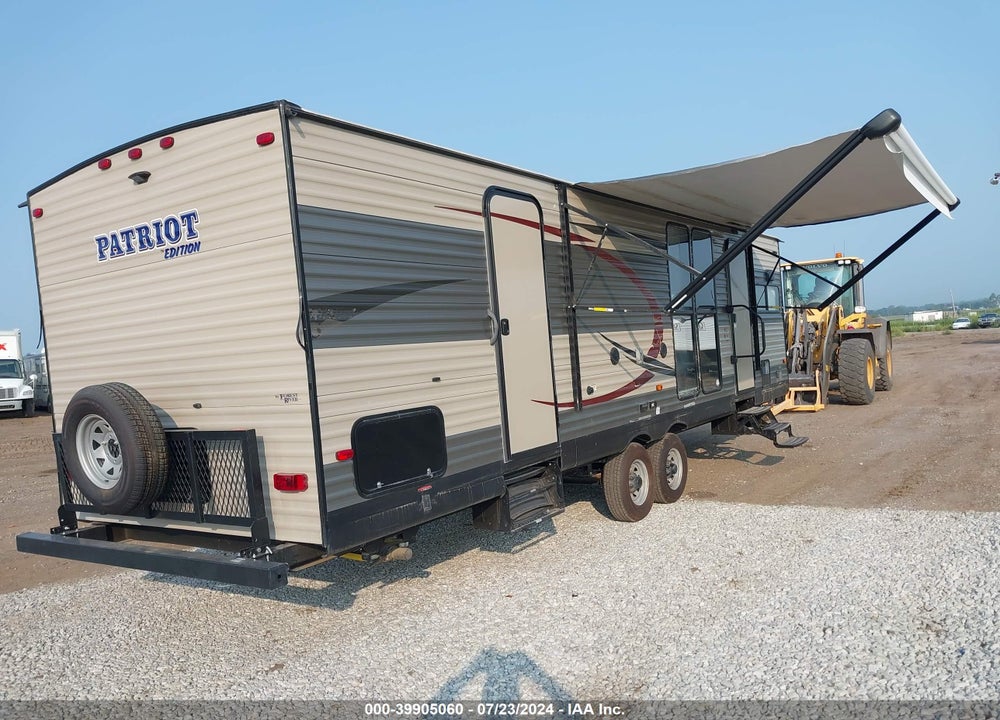 2017 FOREST RIVER CHEROKEE VIN: 4X4TCKD25HX125469