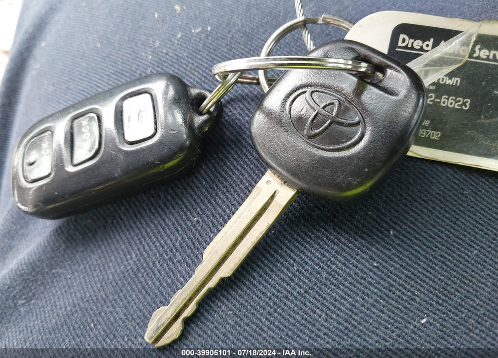 2005 TOYOTA CAMRY VIN: 4T1BE30K35U599534
