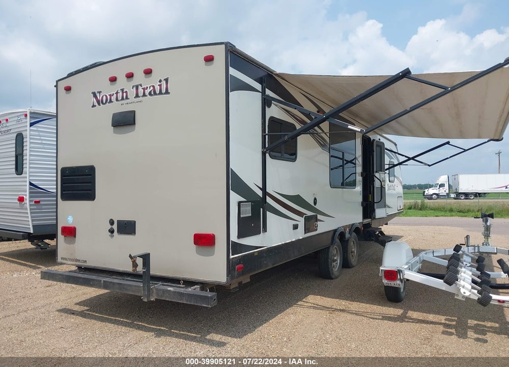 2015 HEARTLAND NORTHTRAIL VIN: 5SFNB362XFE295305