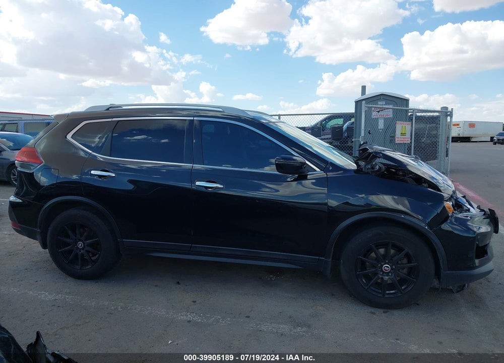 2018 NISSAN ROGUE S VIN: 5N1AT2MT8JC814937