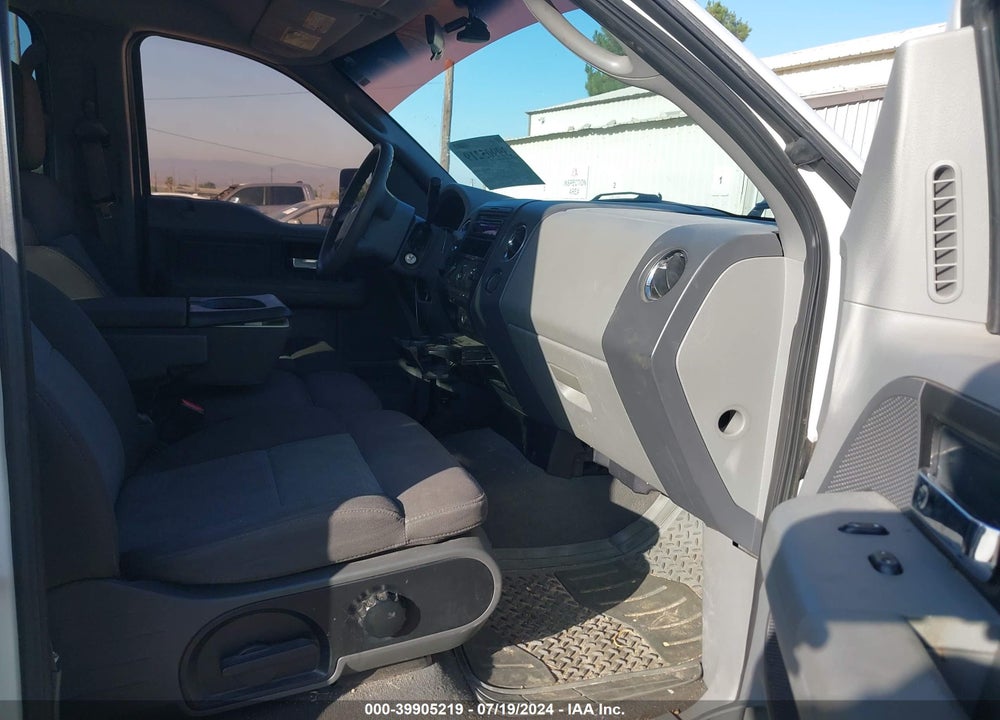2005 FORD F-150 LARIAT/XLT VIN: 1FTPW12535KE42102