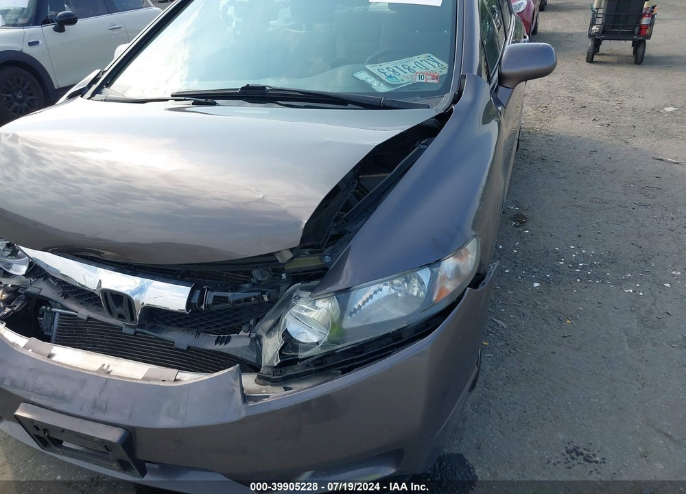 2011 HONDA CIVIC LX VIN: 2HGFA1F56BH500812