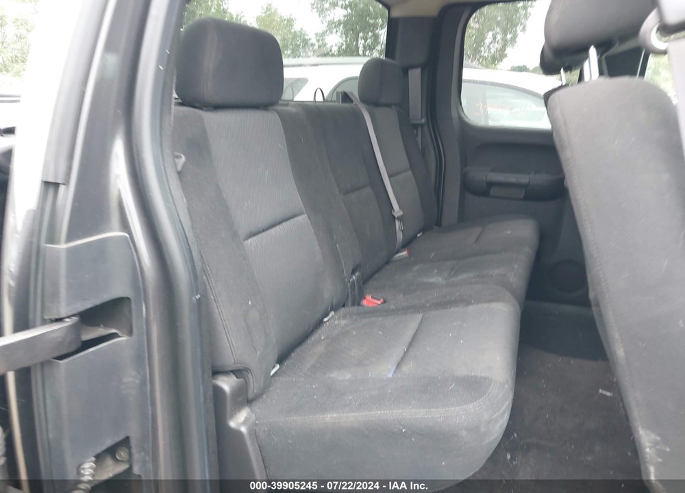 2011 CHEVROLET SILVERADO 1500 LT VIN: 1GCRKSE39BZ290981