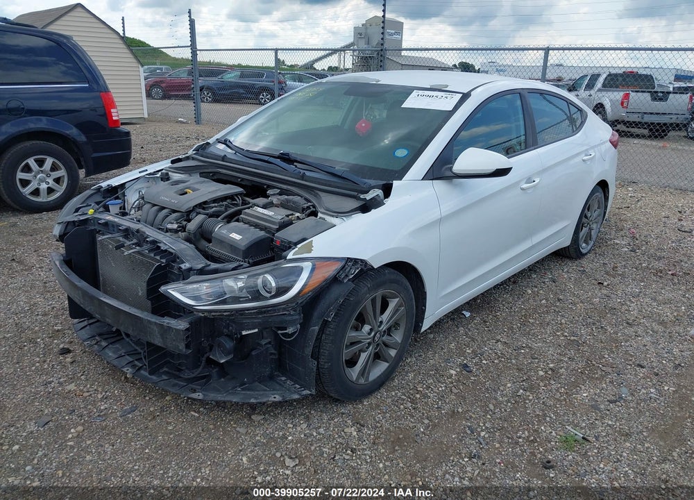 2018 HYUNDAI ELANTRA SEL VIN: 5NPD84LF8JH313092