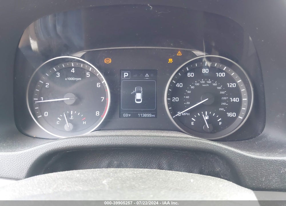 2018 HYUNDAI ELANTRA SEL VIN: 5NPD84LF8JH313092
