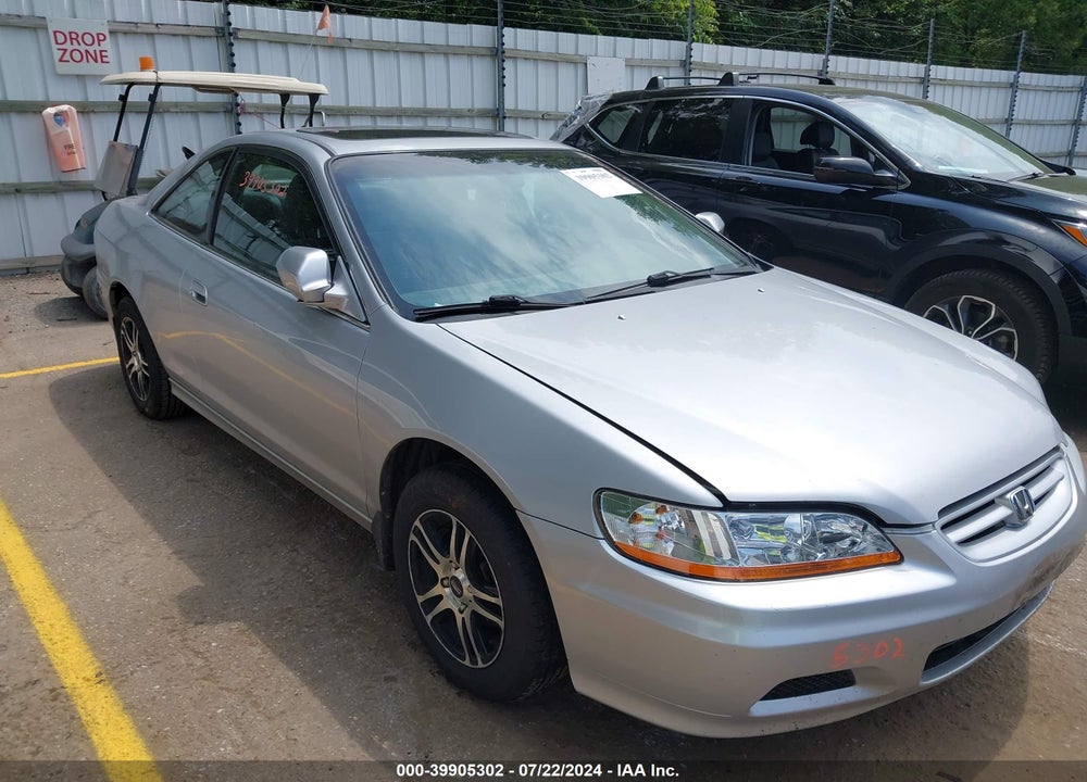 2001 HONDA ACCORD 2.3 EX VIN: 1HGCG32581A025776