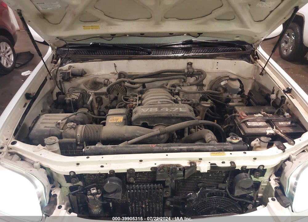 2005 TOYOTA SEQUOIA LIMITED V8 VIN: 5TDBT48A95S235523