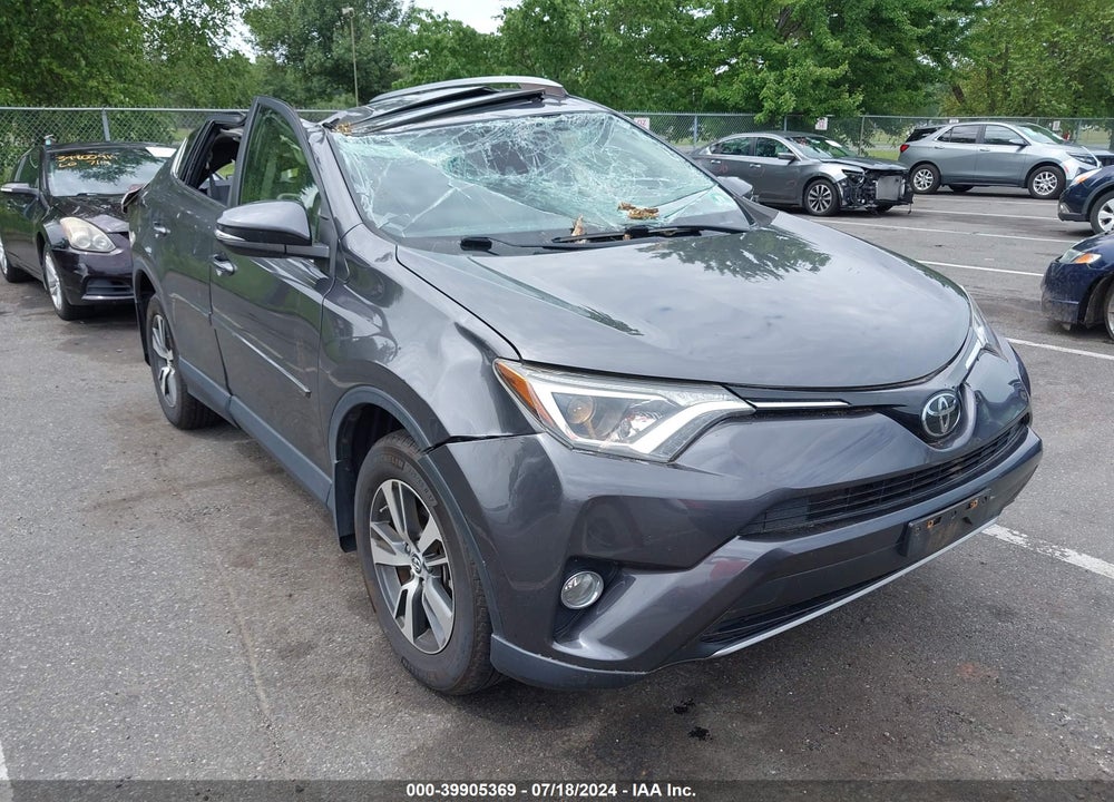 2018 TOYOTA RAV4 XLE VIN: JTMRFREV9JJ723856