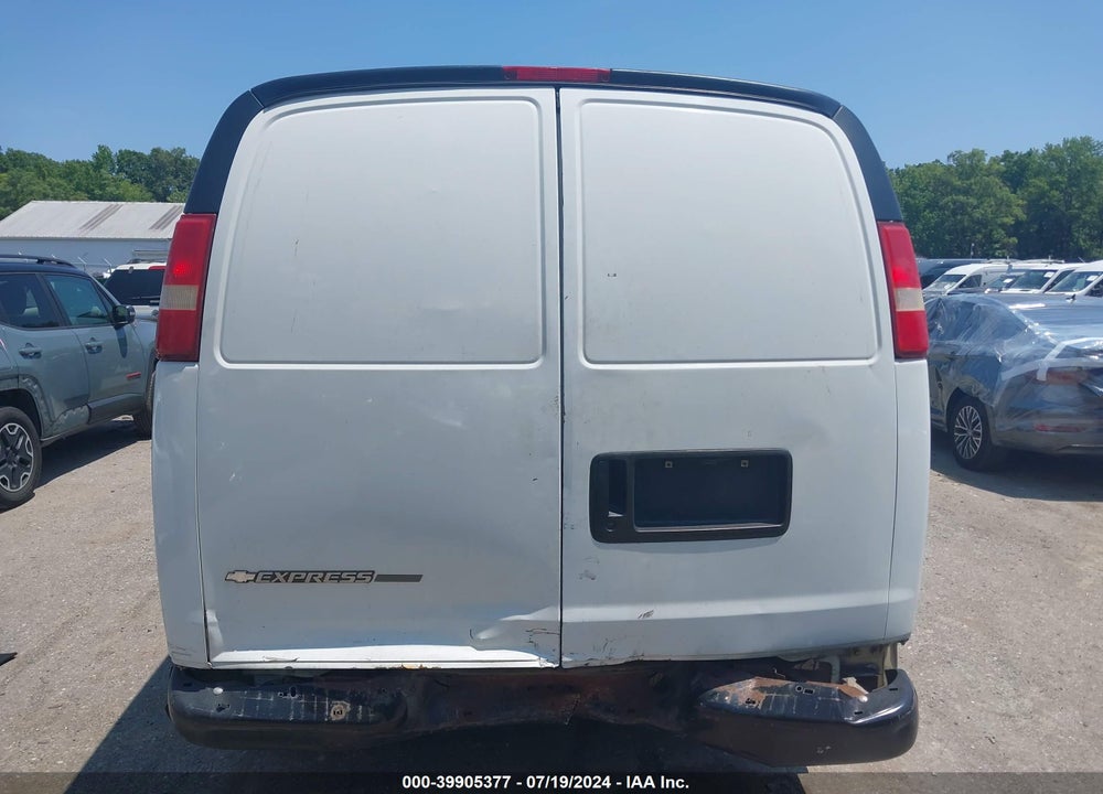 2005 CHEVROLET EXPRESS VIN: 1GCHG35V151170955