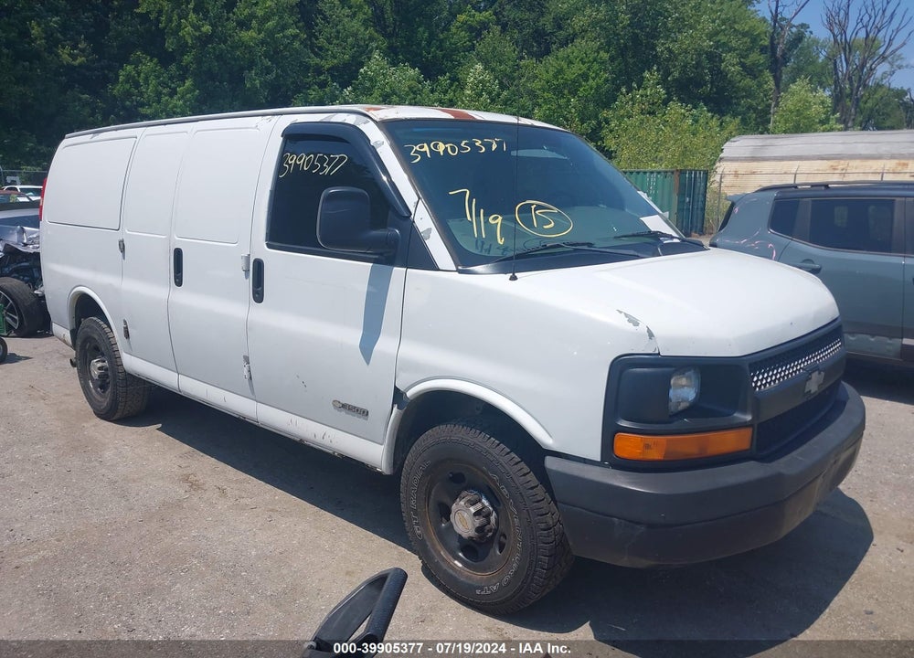 2005 CHEVROLET EXPRESS VIN: 1GCHG35V151170955