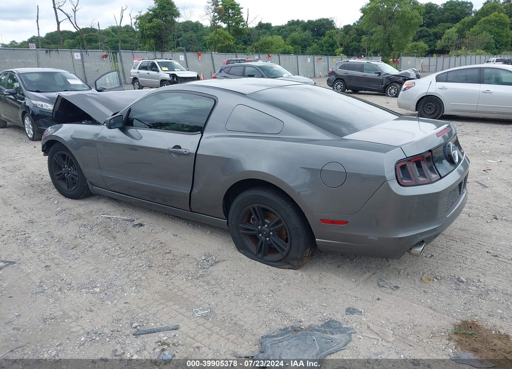 2014 FORD MUSTANG V6 VIN: 1ZVBP8AM6E5331001