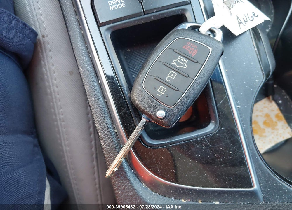 2016 HYUNDAI SONATA SE VIN: 5NPE24AF1GH349417