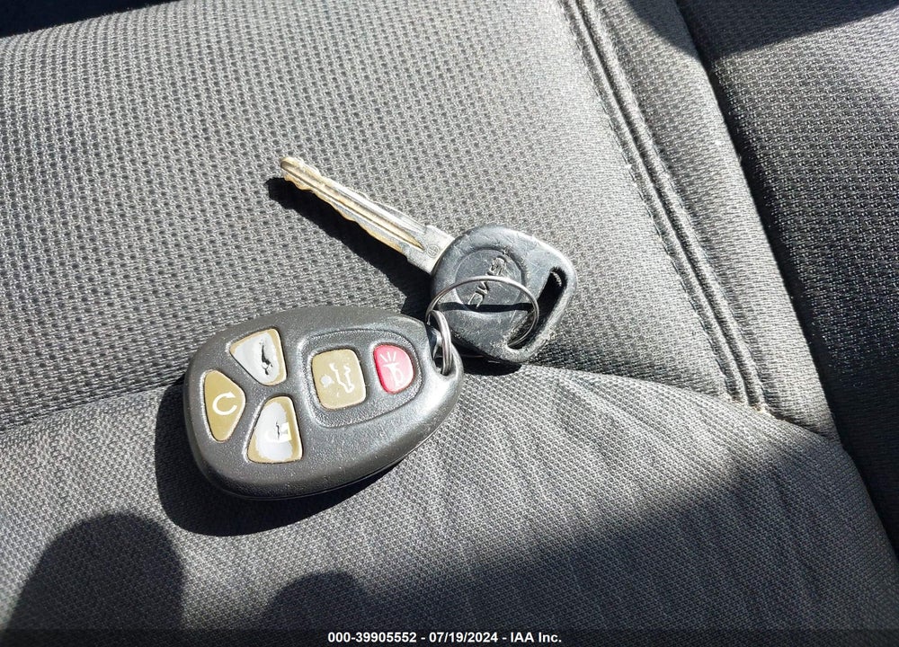 2010 GMC ACADIA SLE VIN: 1GKLRLED2AJ249304