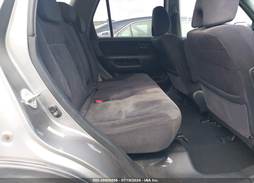2005 HONDA CR-V VIN: SHSRD78825U313986