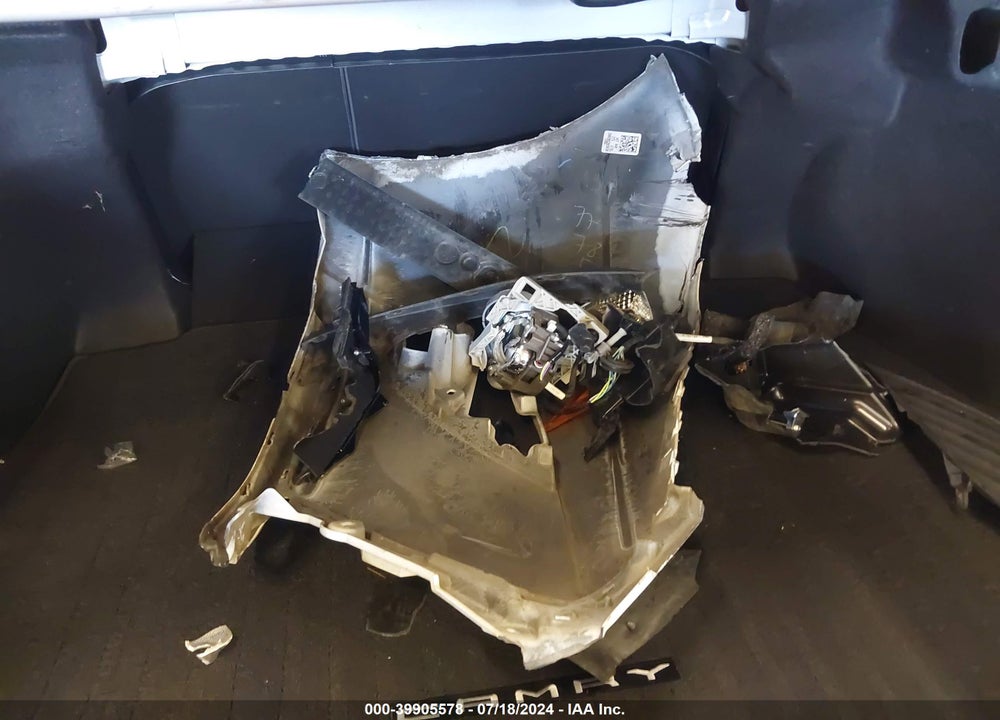 2020 TOYOTA CAMRY SE VIN: 4T1G11AK8LU350826