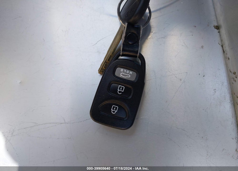 2010 HYUNDAI ELANTRA GLS VIN: KMHDU4AD4AU178840