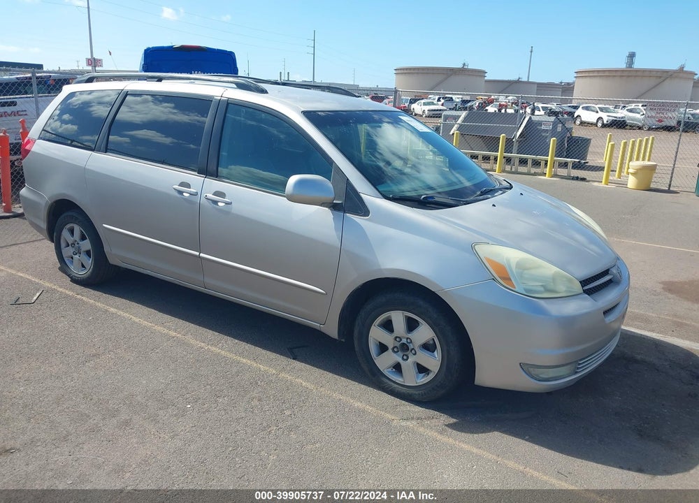 2004 TOYOTA SIENNA XLE VIN: 5TDZA22C74S142825