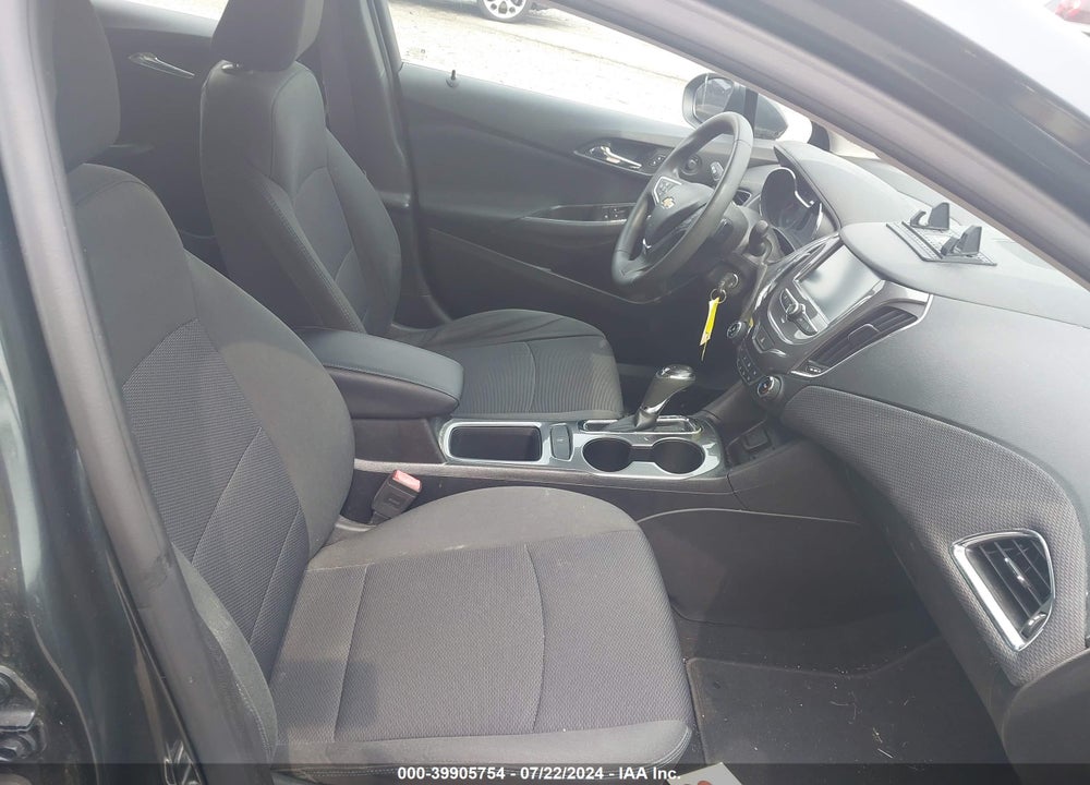 2017 CHEVROLET CRUZE LT AUTO VIN: 1G1BE5SM9H7136159