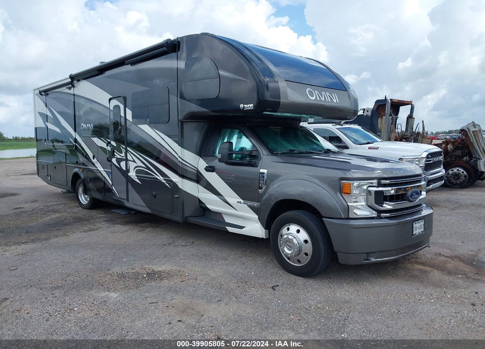 2020 FORD F-550 CHASSIS XLT VIN: 1FDUF5GT9LDA02934