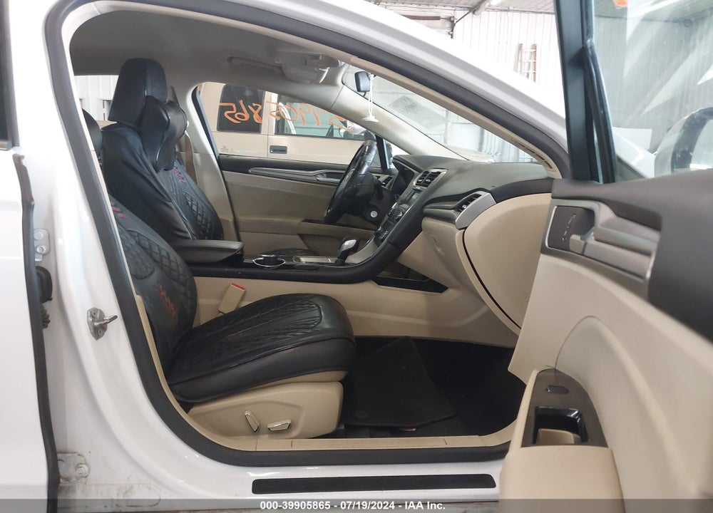 2016 FORD FUSION SE VIN: 1FA6P0H71G5111117