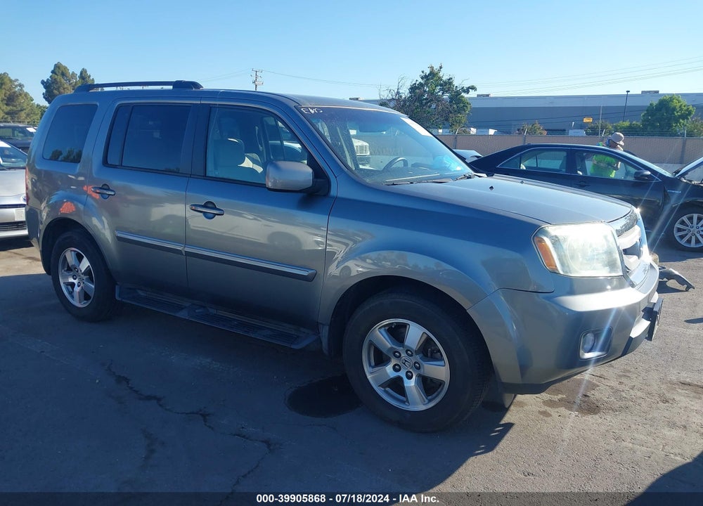 2009 HONDA PILOT EX VIN: 5FNYF38489B024555